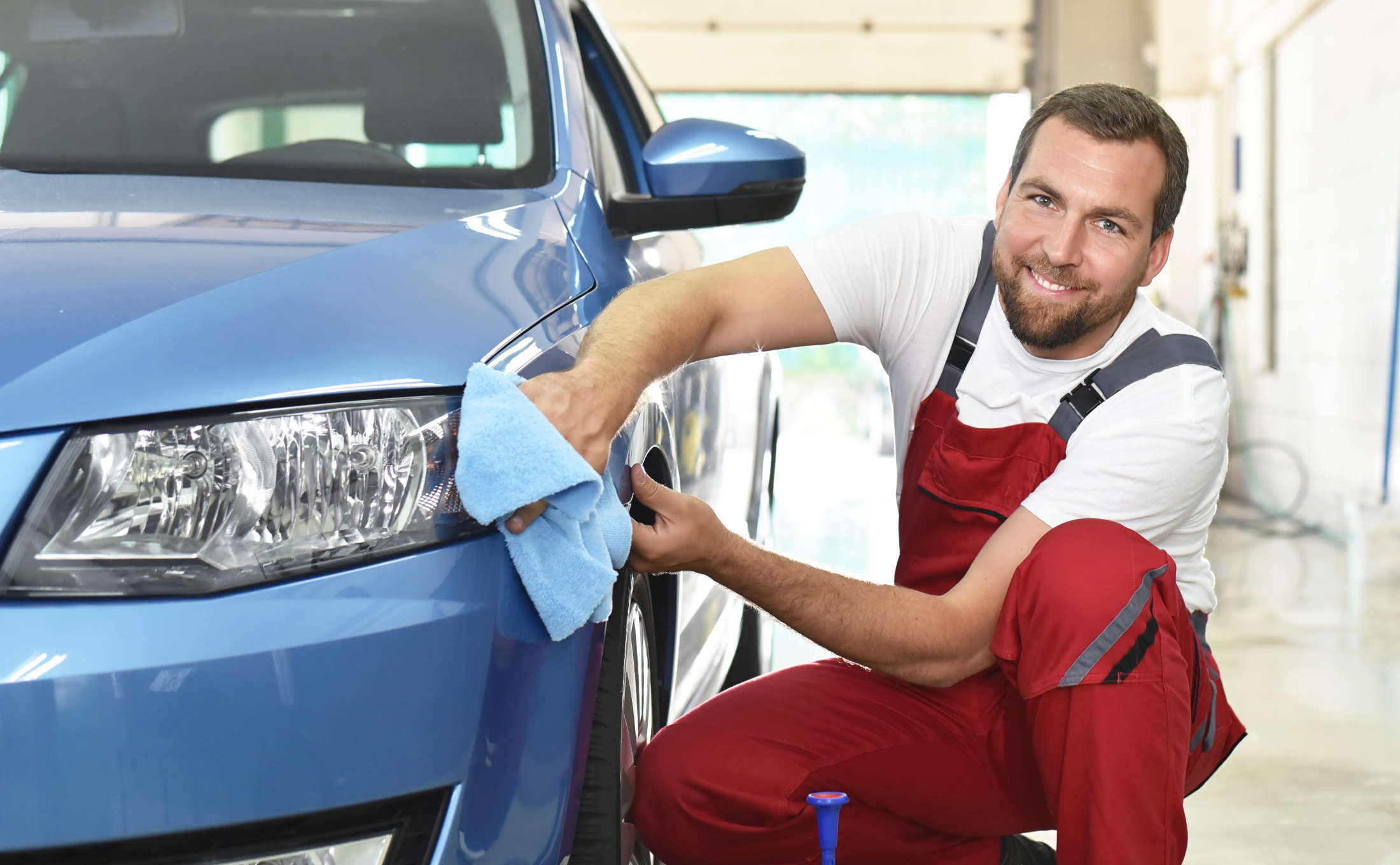 Service Auto Fotolia 148105397 XXL